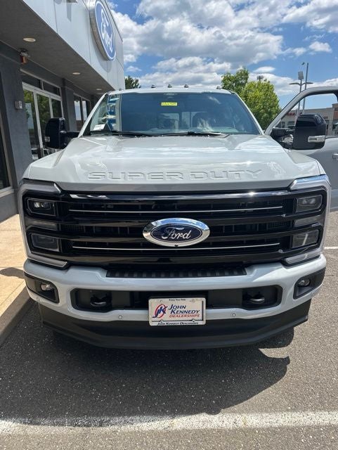 2026 Ford F-250 Platinum Pickup