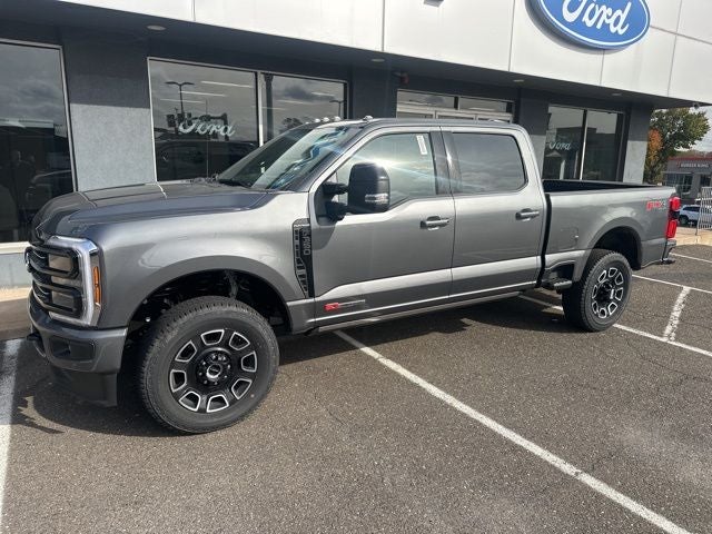 2025 Ford F-350SD Platinum pickup