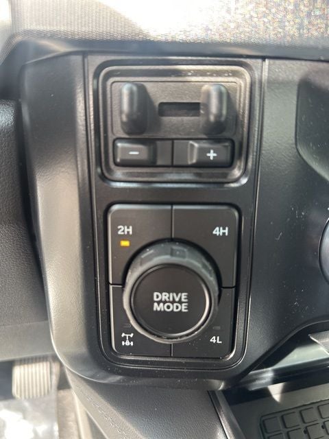 2025 Ford F-350SD Platinum pickup