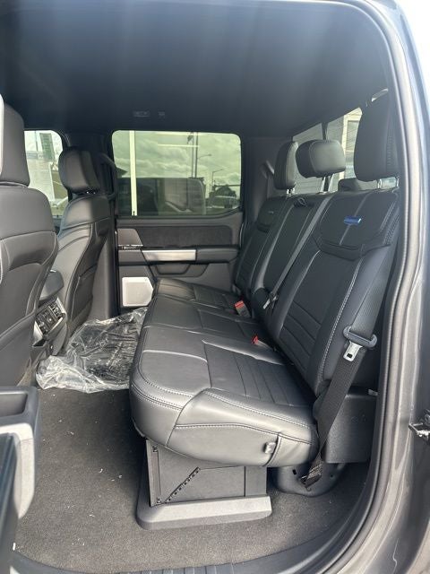 2025 Ford F-350SD Platinum pickup