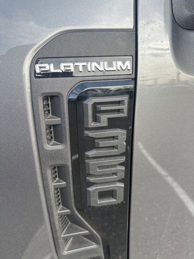 2025 Ford F-350SD Platinum pickup