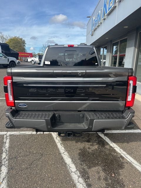 2025 Ford F-350SD Platinum pickup