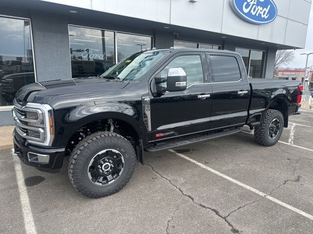 2026 Ford F-350SD Platinum Pickup