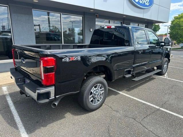 2026 Ford F-350SD Pickup Lariat