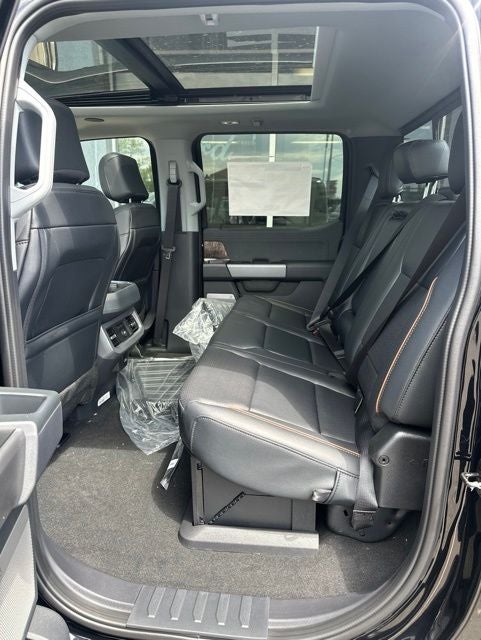 2026 Ford F-350SD Pickup Lariat