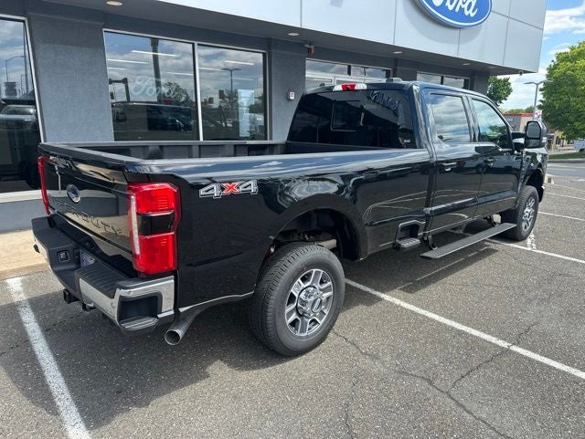 2026 Ford F-350SD Pickup Lariat