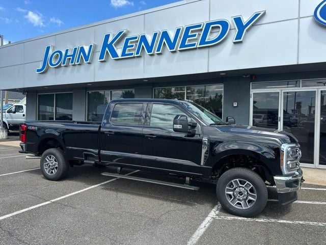 2026 Ford F-350SD Pickup Lariat