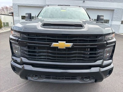2024 Chevrolet Silverado 2500HD Custom