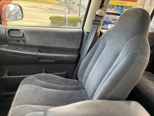 2004 Dodge Dakota SLT