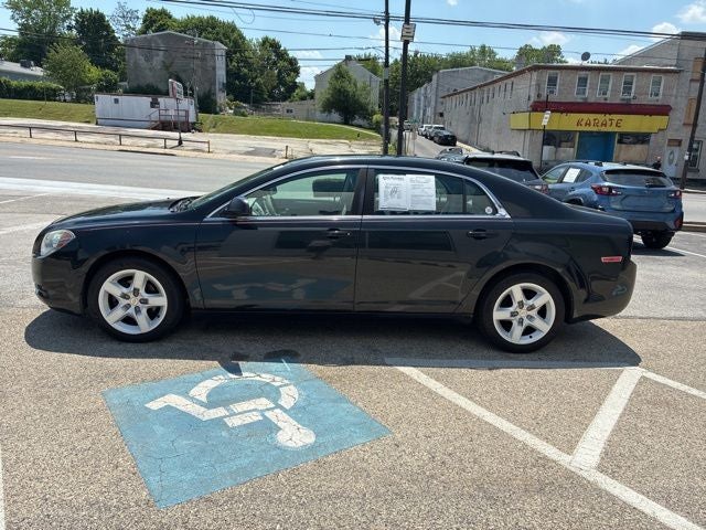 2011 Chevrolet Malibu LS 1LS