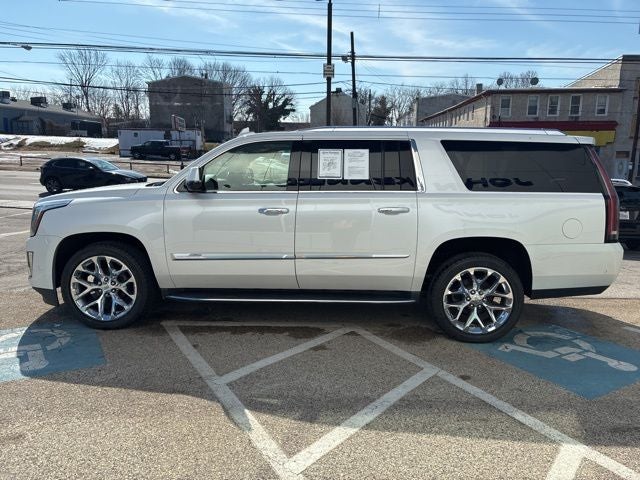 2017 Cadillac Escalade ESV Luxury