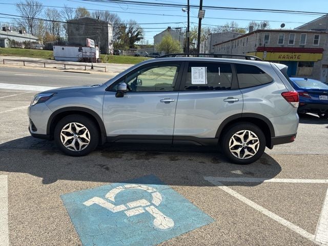 2023 Subaru Forester Premium