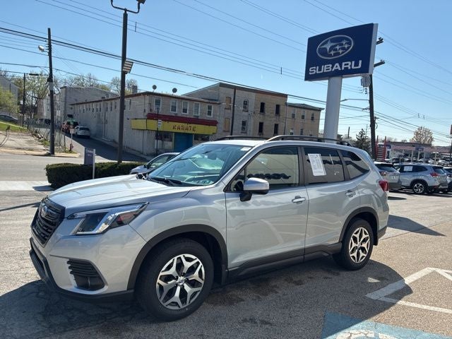 2023 Subaru Forester Premium