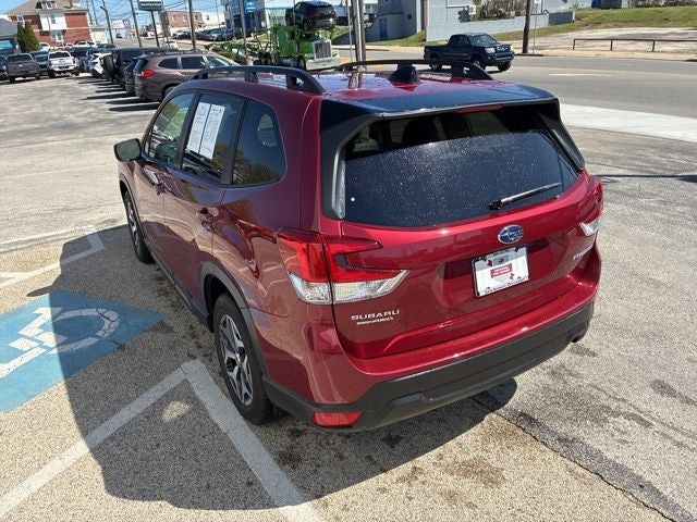 2024 Subaru Forester Premium