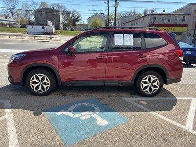 2024 Subaru Forester Premium