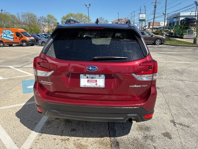 2024 Subaru Forester Premium