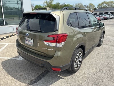 2023 Subaru Forester Premium