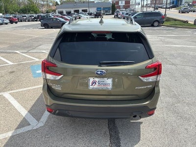 2023 Subaru Forester Premium