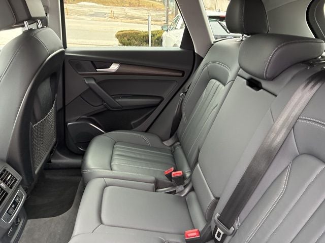 2023 Audi Q5 40 Premium quattro