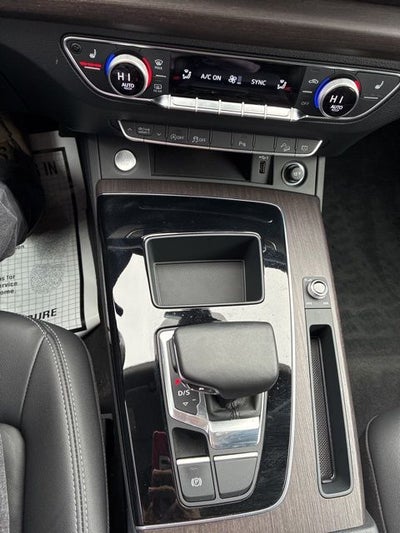 2023 Audi Q5 40 Premium quattro