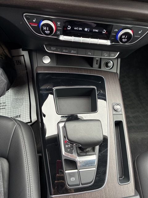 2023 Audi Q5 40 Premium quattro