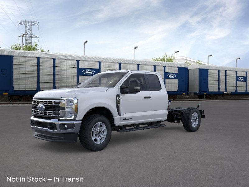 2026 Ford F-350 XLT 4x4 SuperCab 168-In SRW's photo