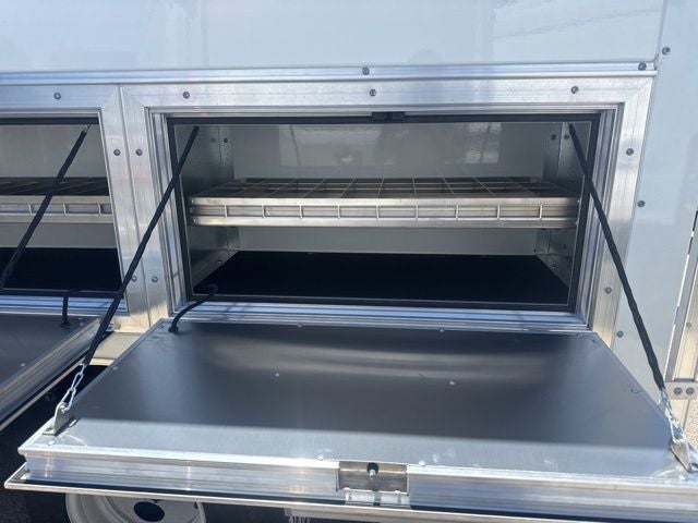 2027 Ford E-350SD Base Cutaway