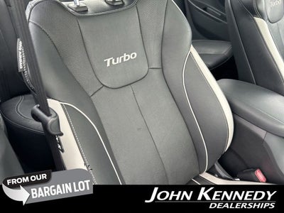 2013 Hyundai Veloster Turbo w/Black