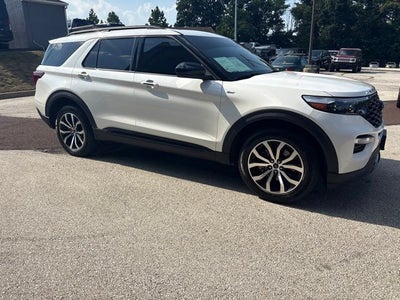 2024 Ford Explorer ST-Line