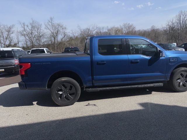 2022 Ford F-150 Lightning Lariat