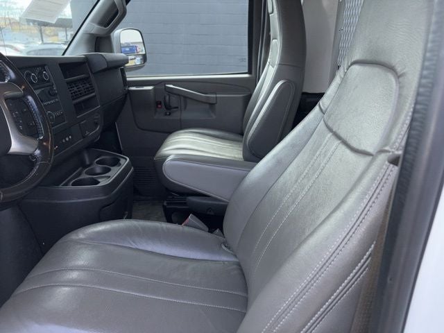 2017 GMC Savana 2500 Work Van