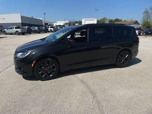 2018 Chrysler Pacifica Touring Plus in Feasterville, PA - John Kennedy Dealerships
