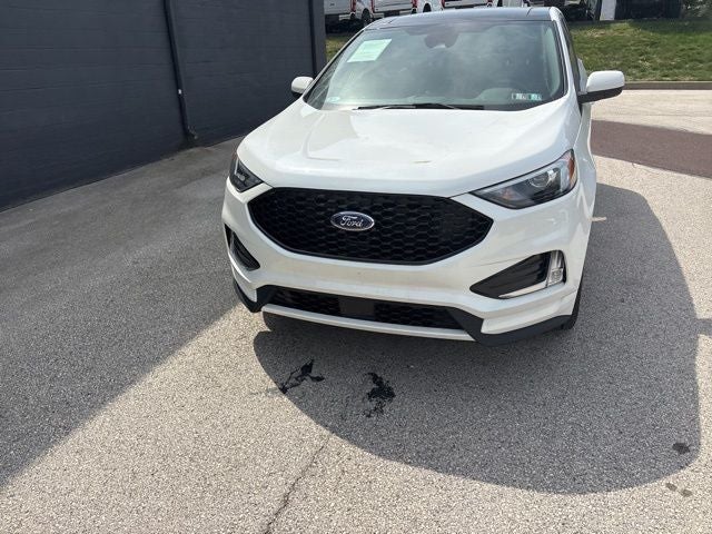 2022 Ford Edge ST Line