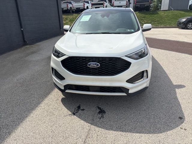 2022 Ford Edge ST Line
