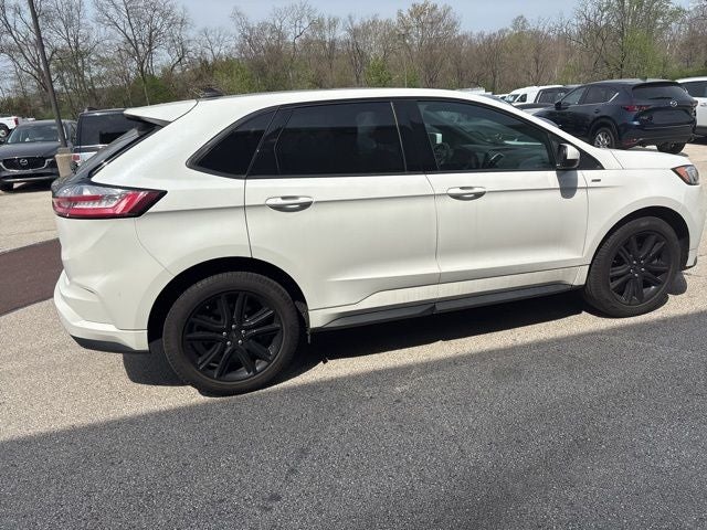 2022 Ford Edge ST Line