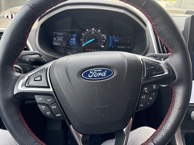 2022 Ford Edge ST Line