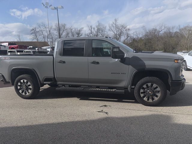 2024 Chevrolet Silverado 2500HD Custom
