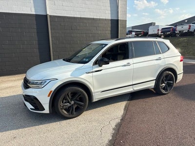 2023 Volkswagen Tiguan 2.0T SE R-Line Black