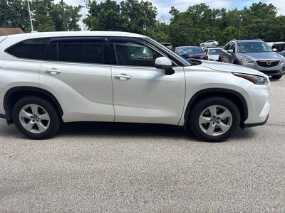 2021 Toyota Highlander LE