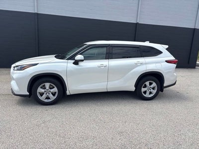 2021 Toyota Highlander LE