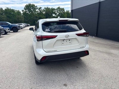 2021 Toyota Highlander LE