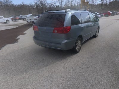 2007 Toyota Sienna XLE 7 Passenger