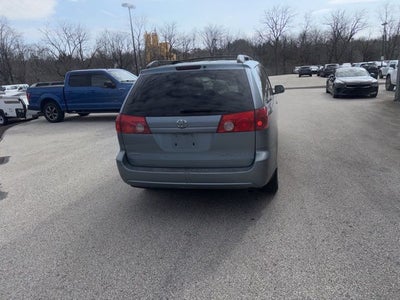2007 Toyota Sienna XLE 7 Passenger