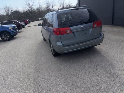 2007 Toyota Sienna XLE 7 Passenger