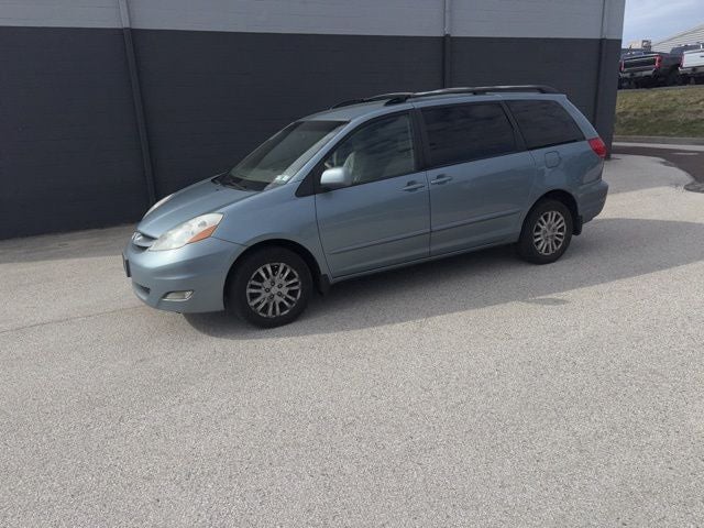 2007 Toyota Sienna XLE 7 Passenger
