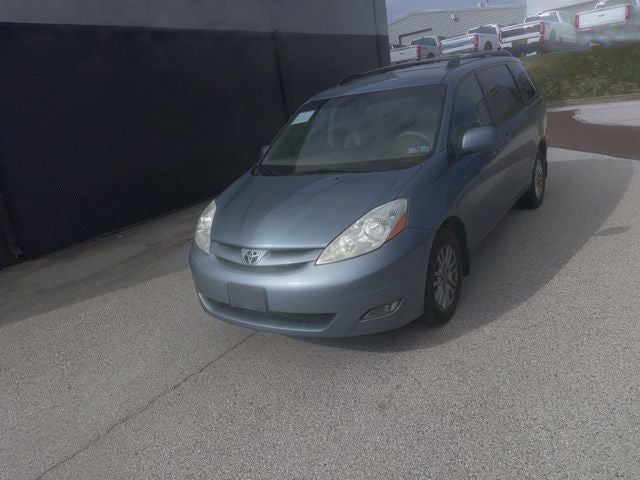 2007 Toyota Sienna XLE 7 Passenger
