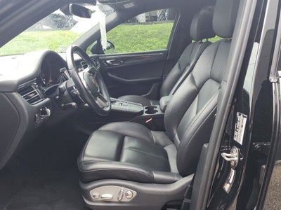 2021 Porsche Macan Base