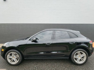 2021 Porsche Macan Base